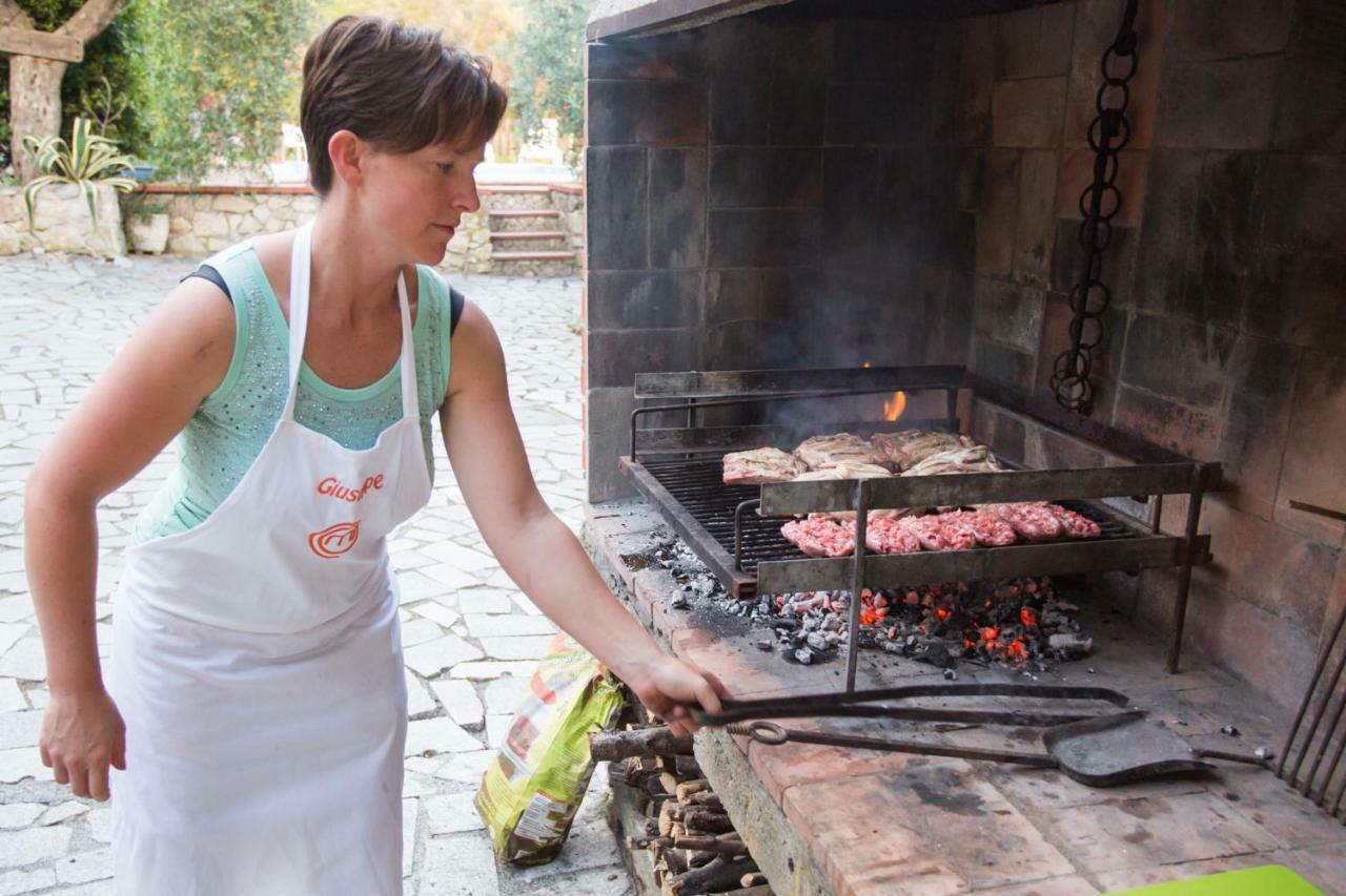 Fattoria Cristina Bilo Rosa Vila Castelnuovo di Magra Exterior foto